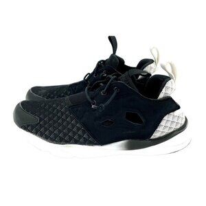 Reebok Furylite Black and White Sneakers SZ 7 Women's